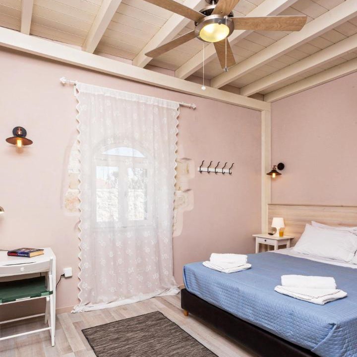 Photo of Bedroom in Likotinarea