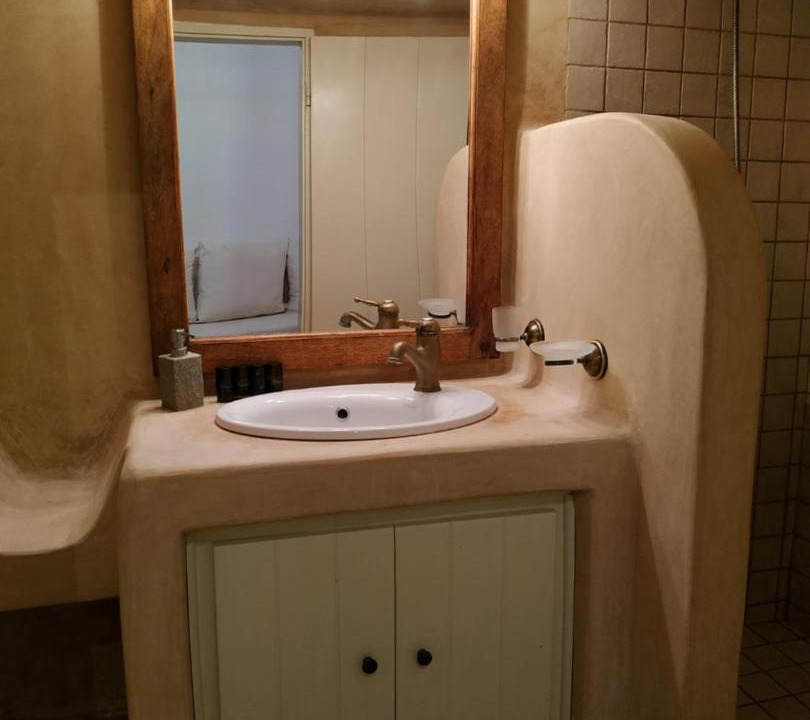 Photo of Bathroom in Aroniadika