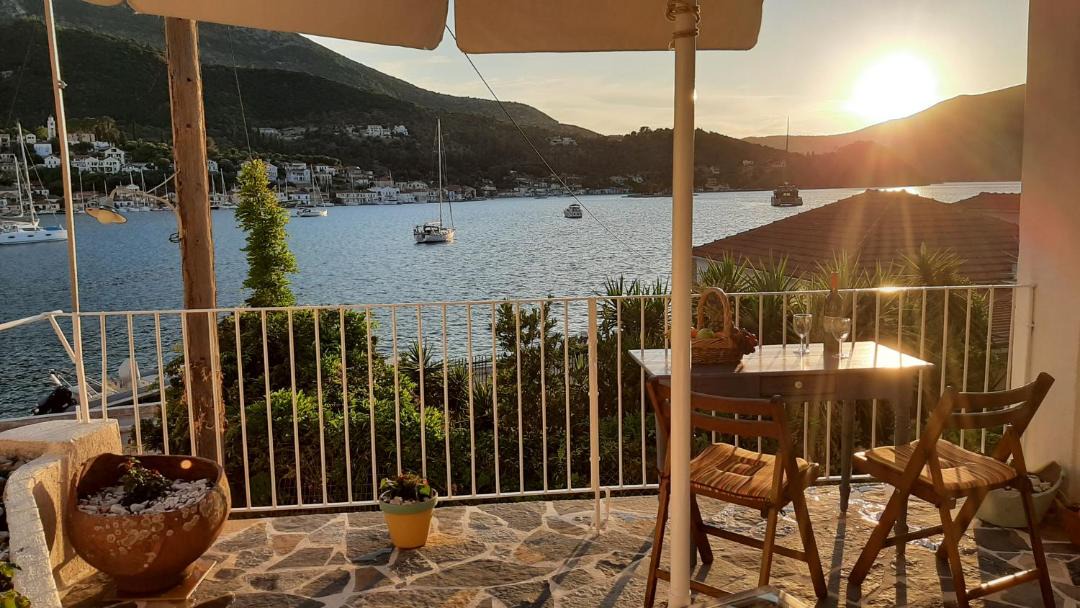 Photo of Patio Balcony in Vathy