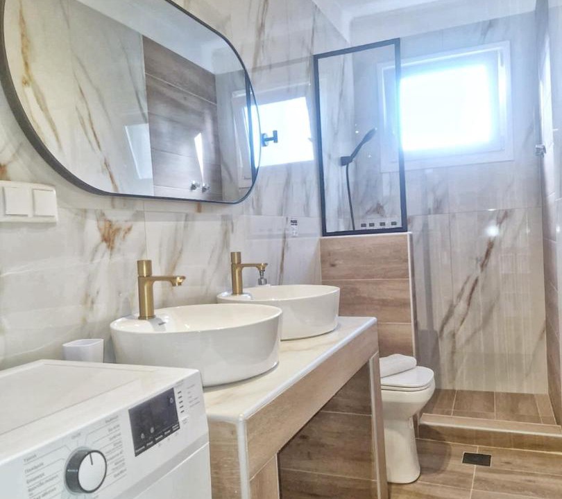 Photo of Bathroom in Chrysoupolis