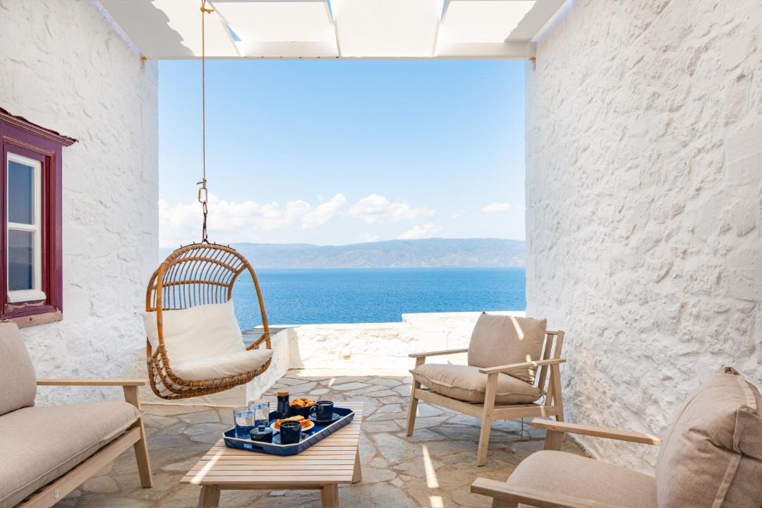 Photo of Others in Hydra