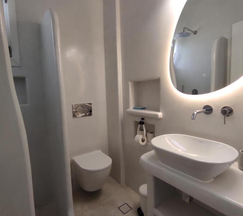 Photo of Bathroom in Katapola
