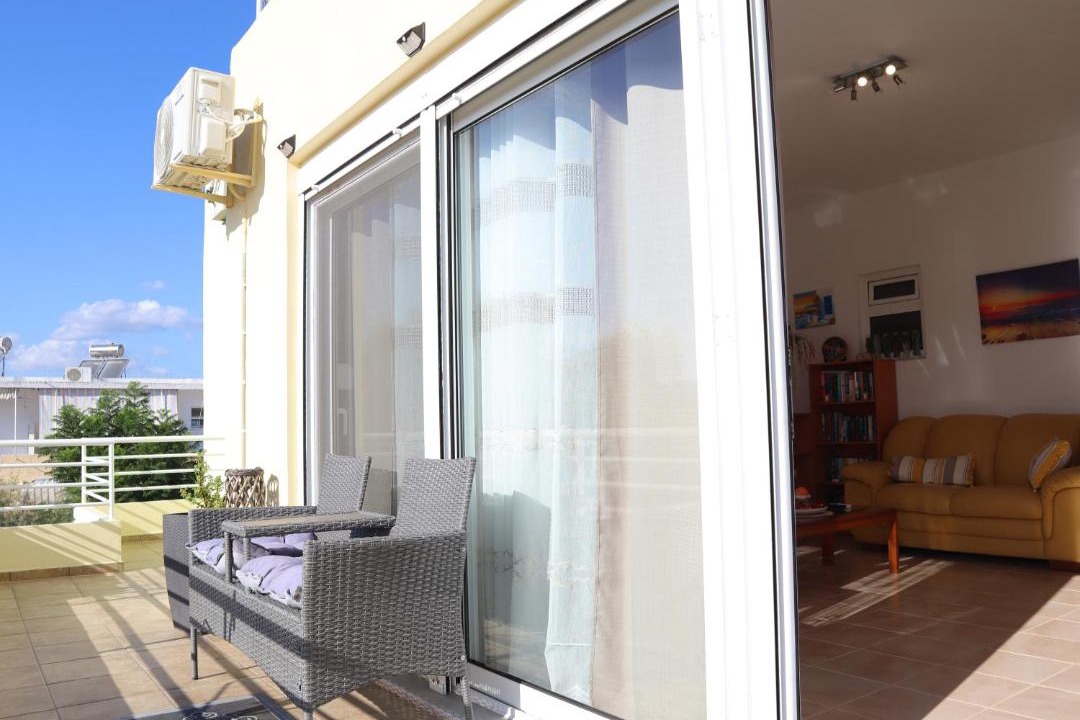 Photo of Patio Balcony in Haraki