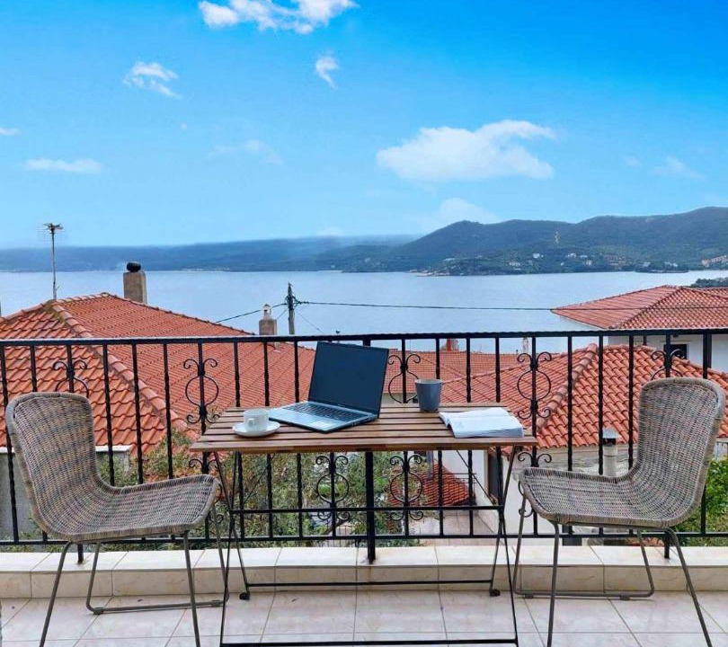 Photo of Patio Balcony in Pirgadikia