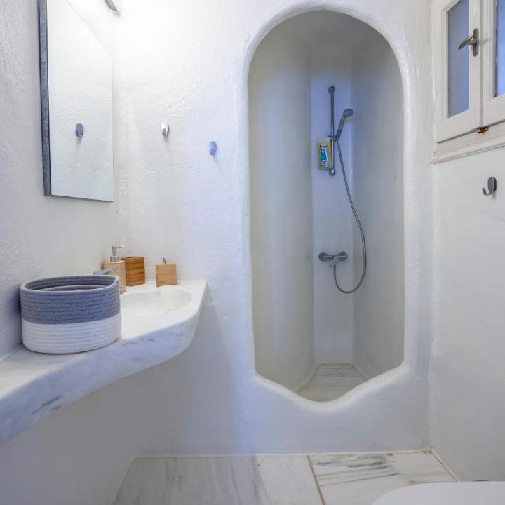 Photo of Bathroom in Kardiani