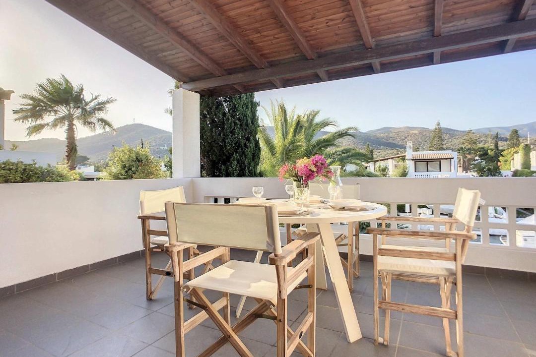 Photo of Patio Balcony in Plepi