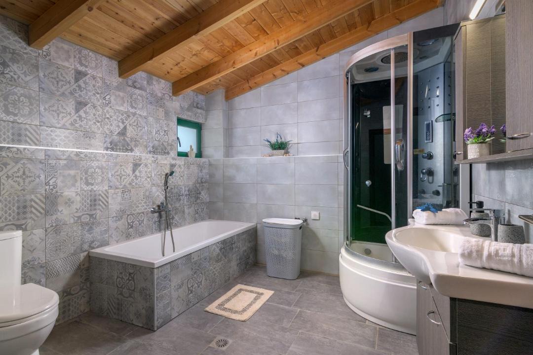 Photo of Bathroom in Gennadi
