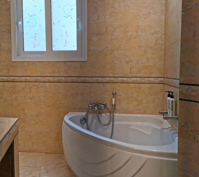 Photo of Bathroom in Mets