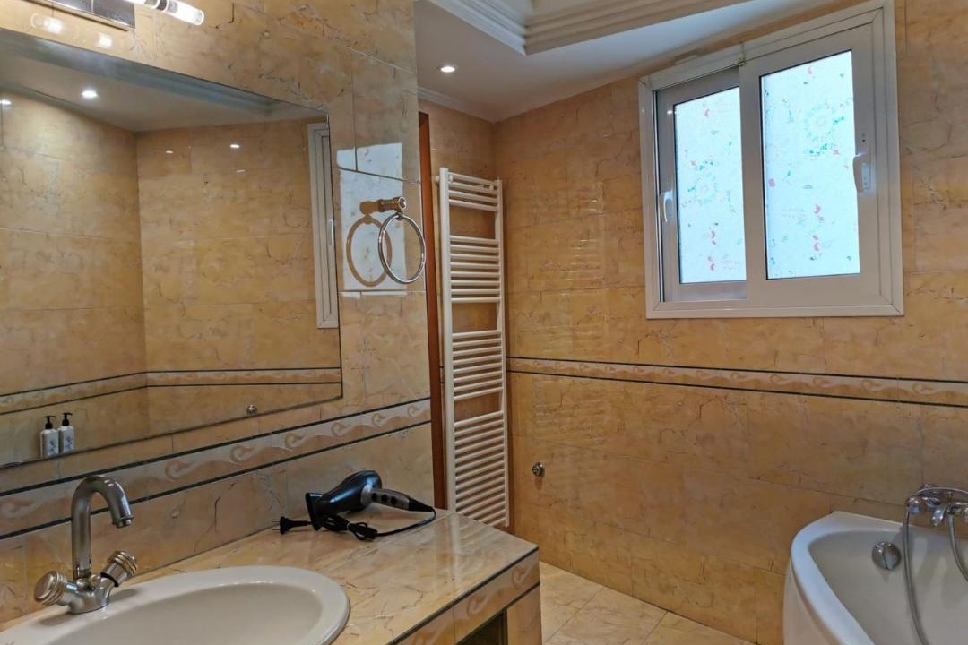 Photo of Bathroom in Mets