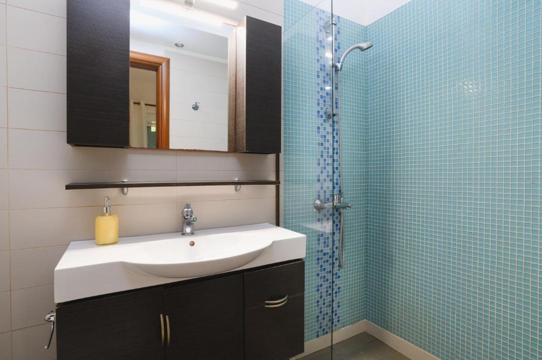Photo of Bathroom in Plimmiri