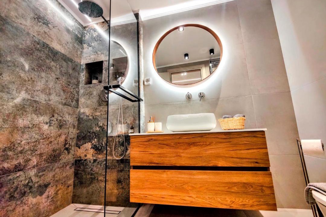 Photo of Bathroom in Aigaleo