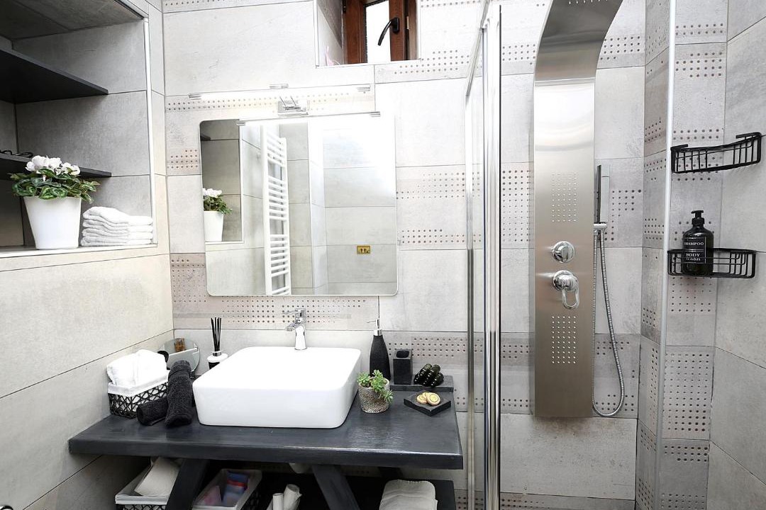 Photo of Bathroom in Portaria