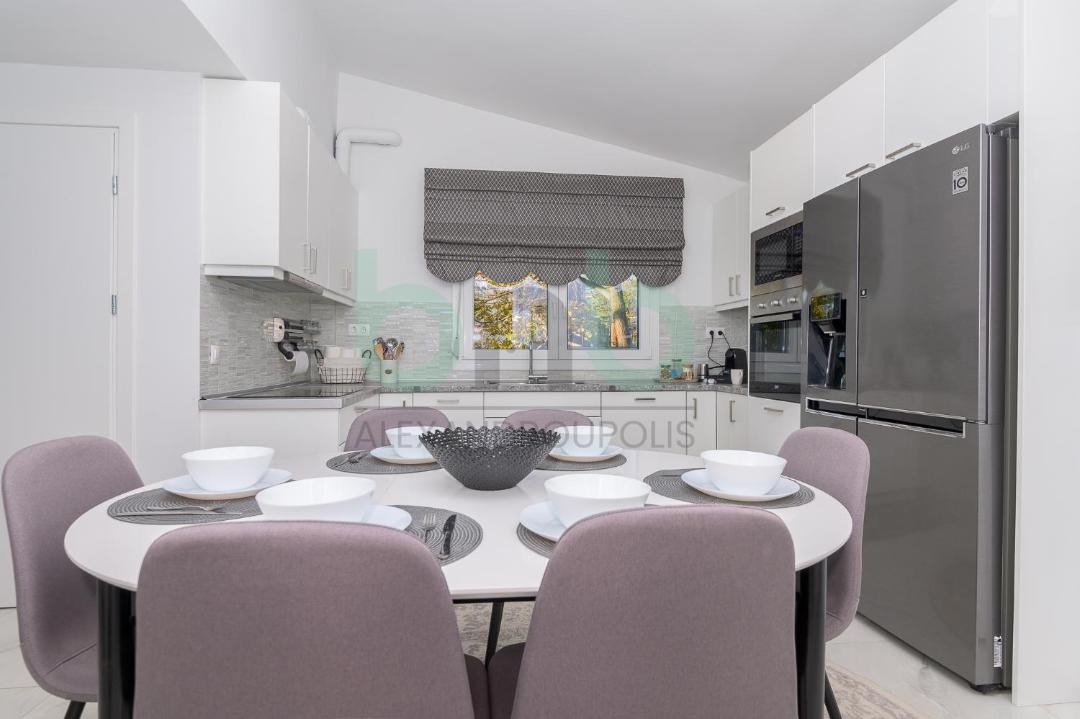 Photo of Kitchen in Makri