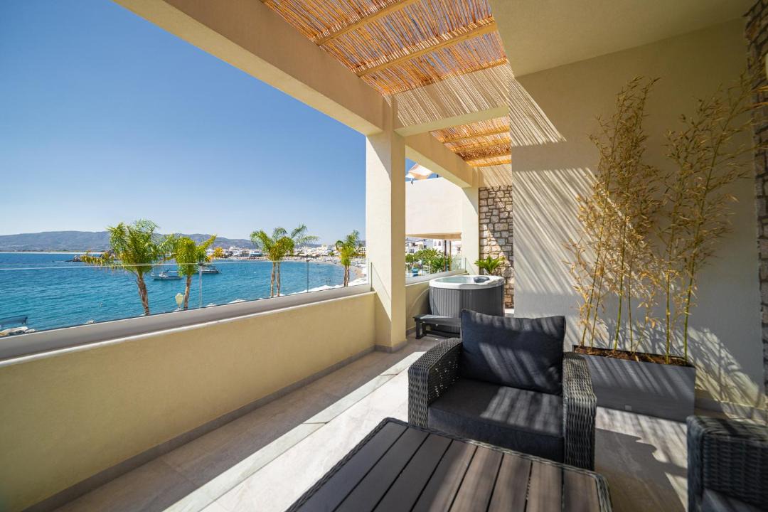 Photo of Patio Balcony in Haraki