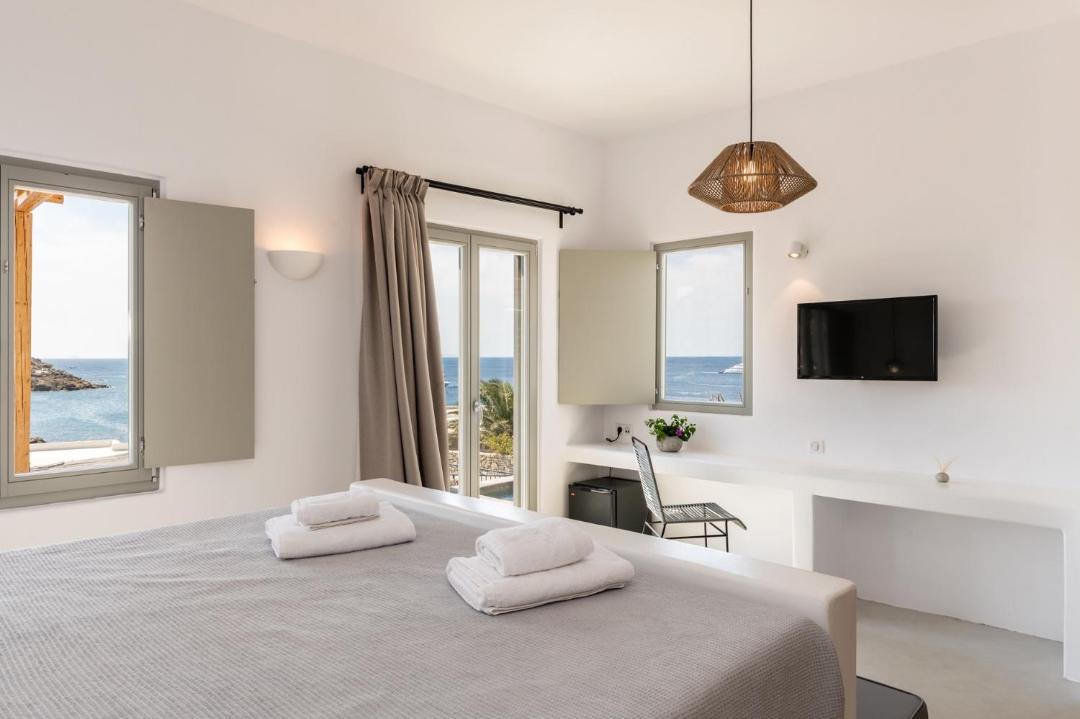Photo of Bedroom in Platis Gialos