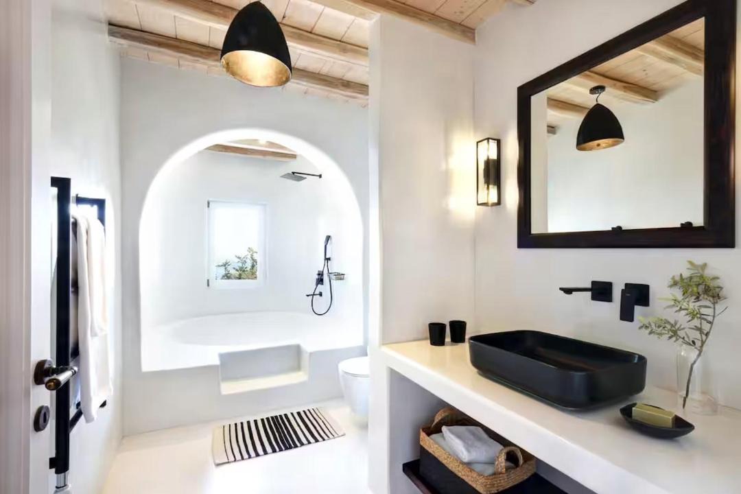 Photo of Bathroom in Paraga