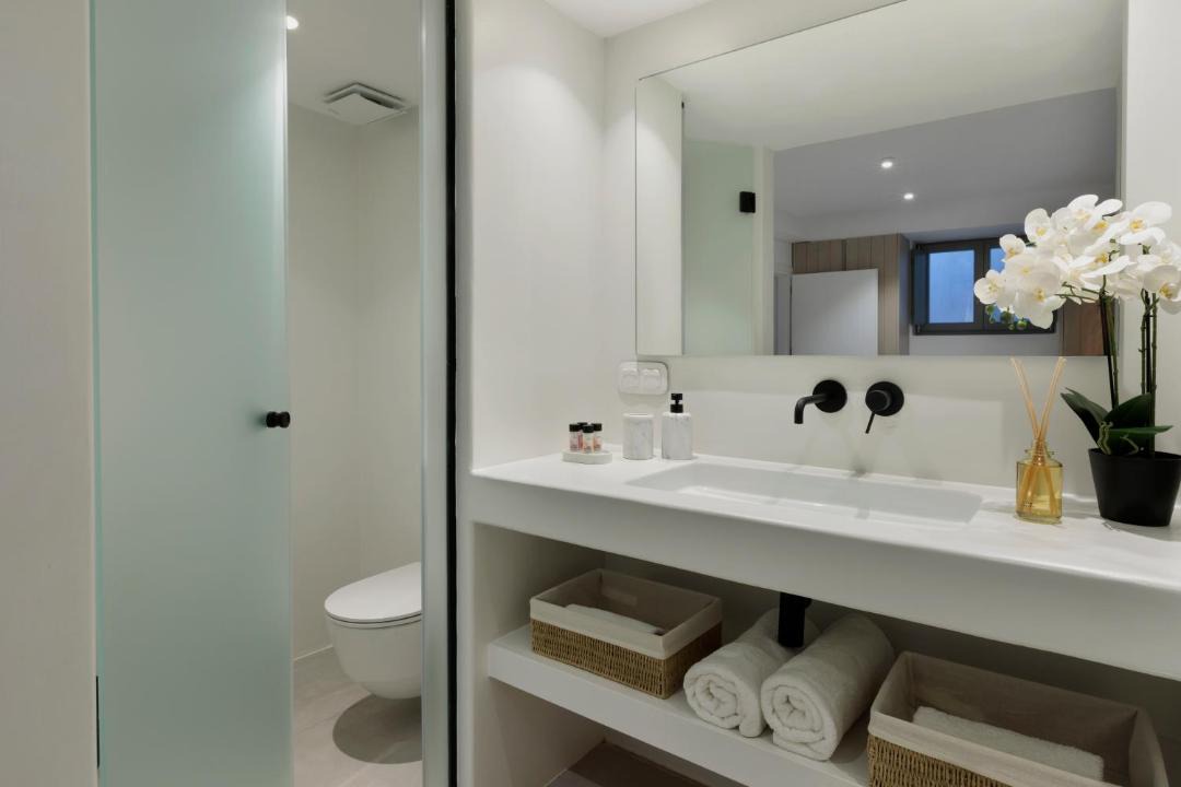 Photo of Bathroom in Naousa