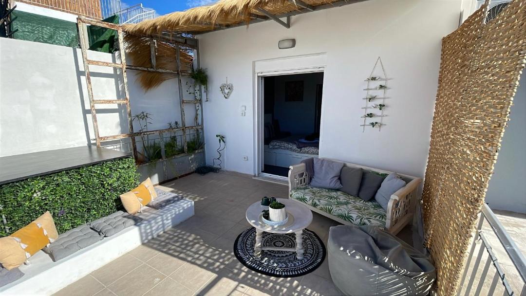 Photo of Patio Balcony in Omonia