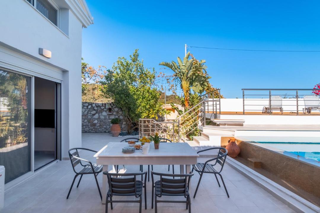 Photo of Patio Balcony in Nikiana