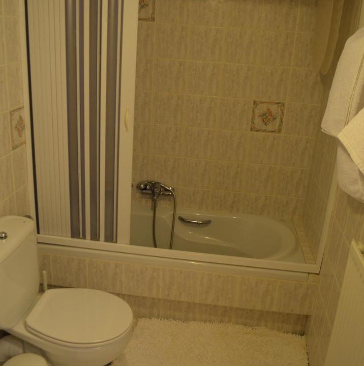 Photo of Bathroom in Portaria
