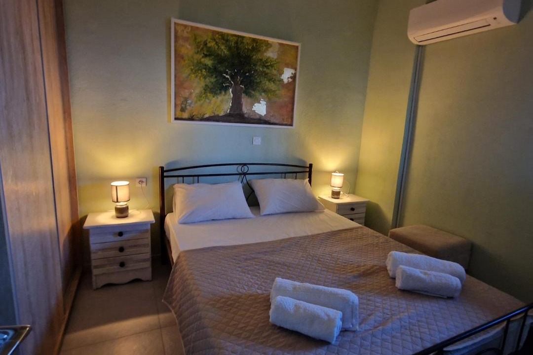 Photo of Bedroom in East Mani