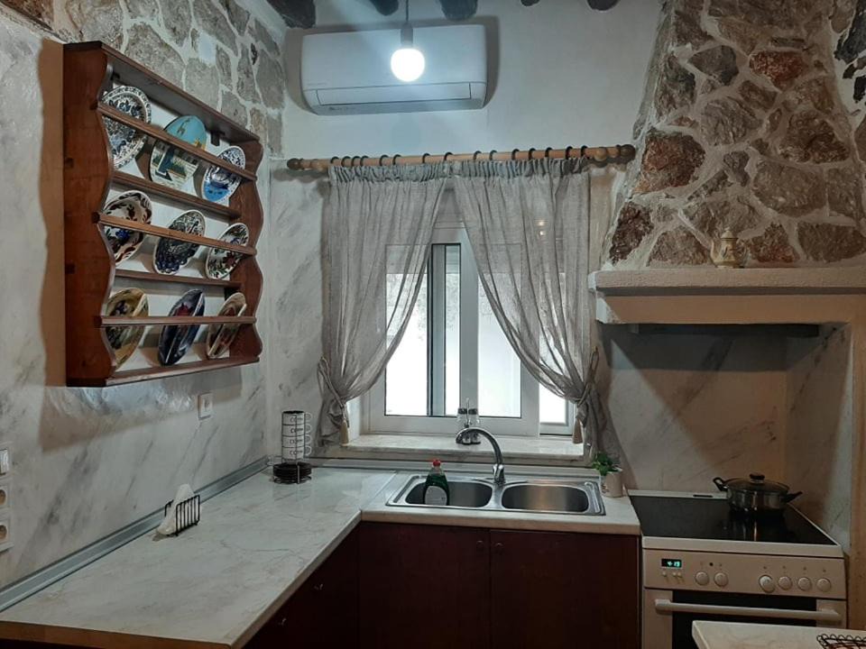 Photo of Kitchen in Asklipiio