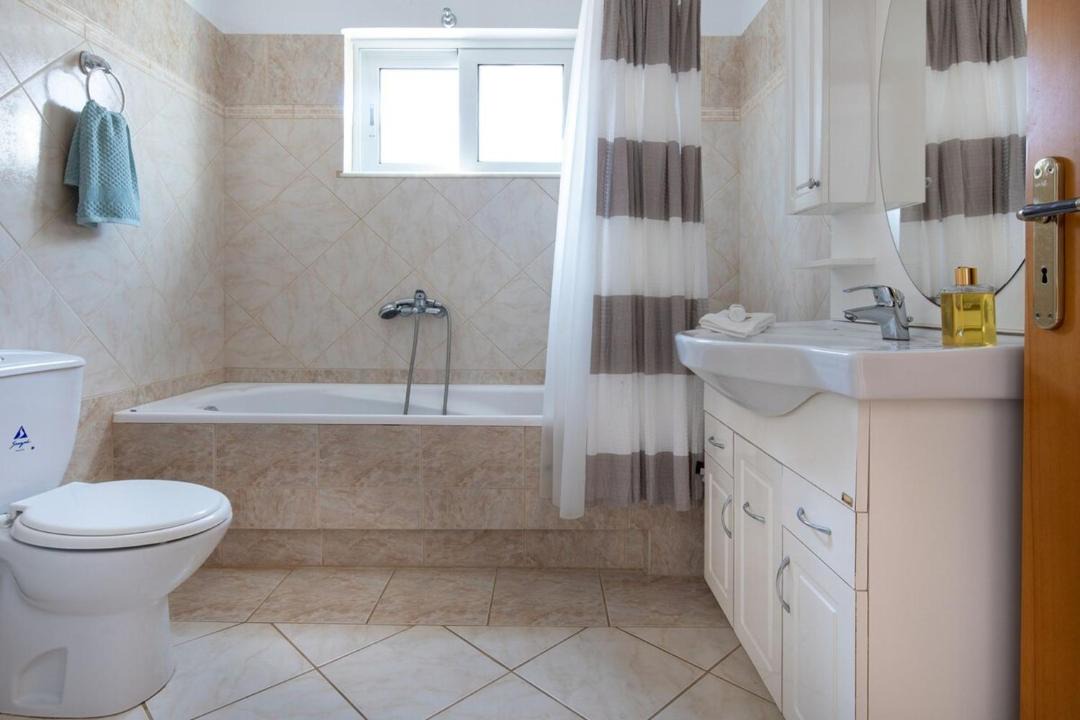 Photo of Bathroom in Provarma