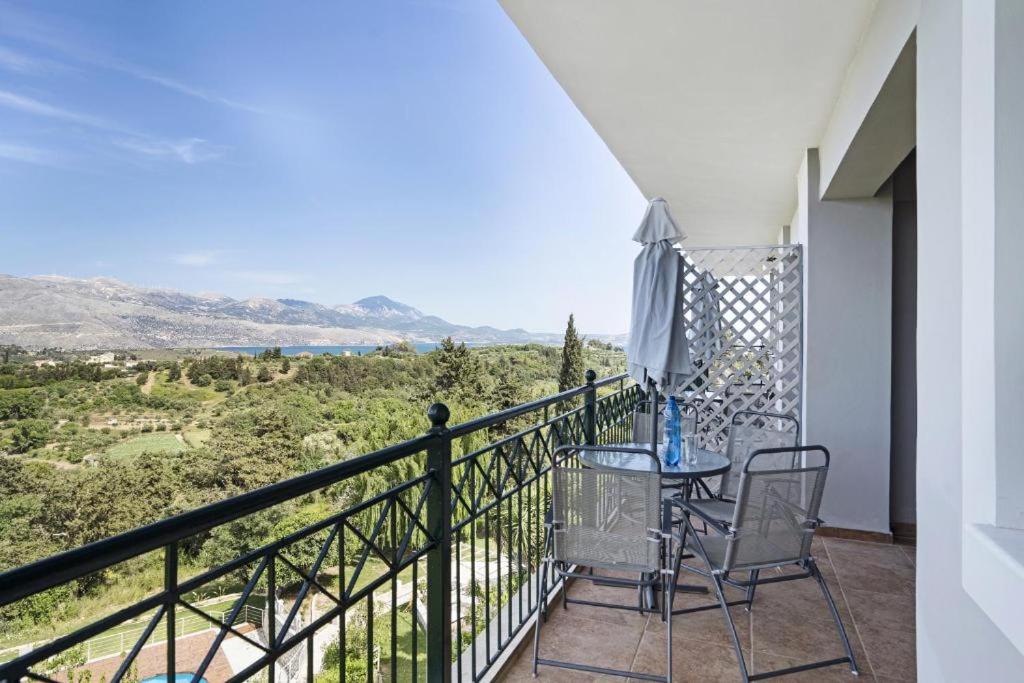 Photo of Patio Balcony in Parisata