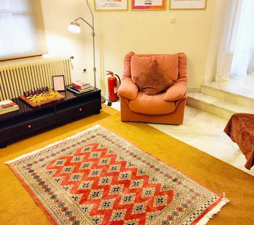 Photo of Livingroom in Drama