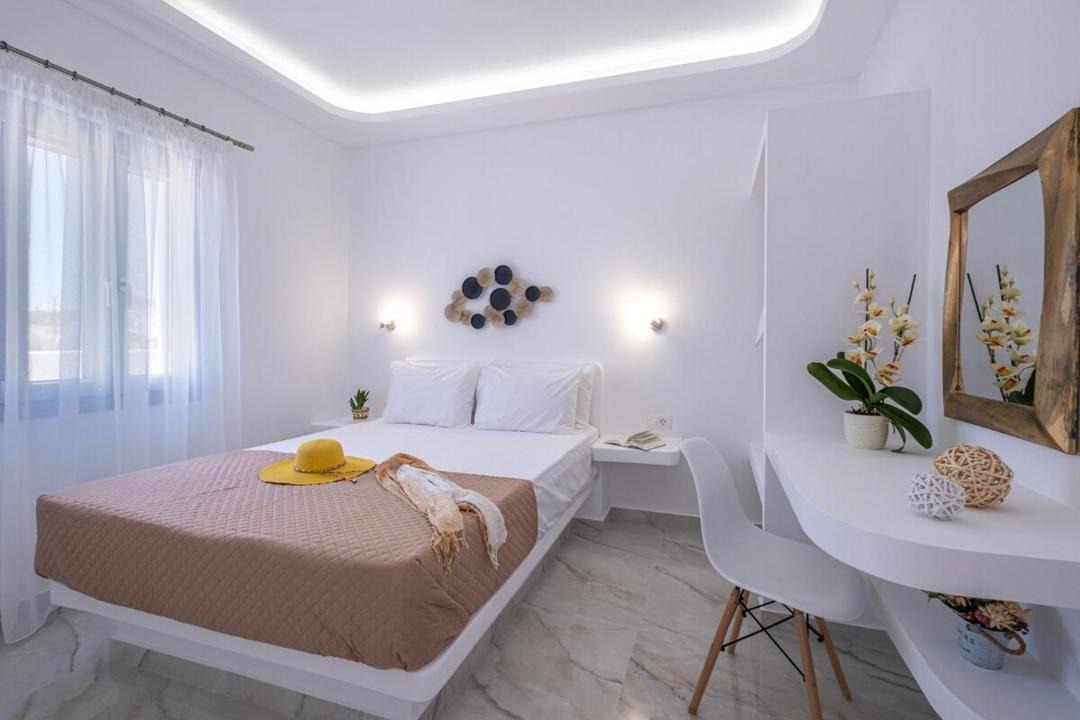 Photo of Bedroom in Perissa