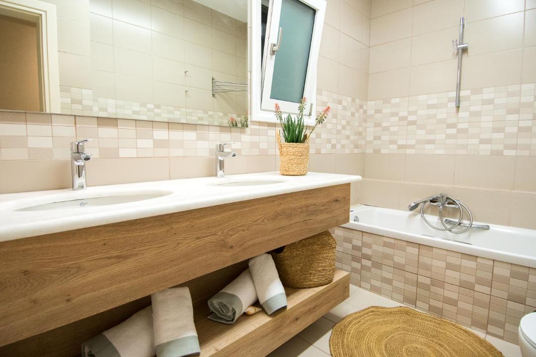 Photo of Bathroom in Akrotiri