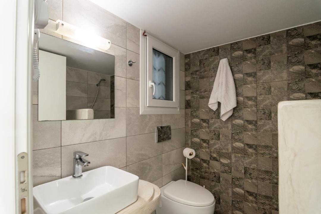 Photo of Bathroom in Apollonia