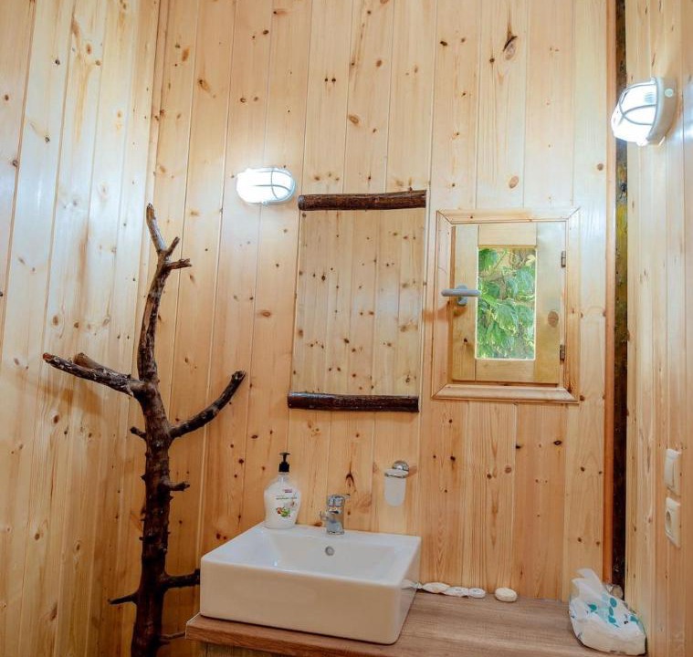 Photo of Bathroom in Gastouni