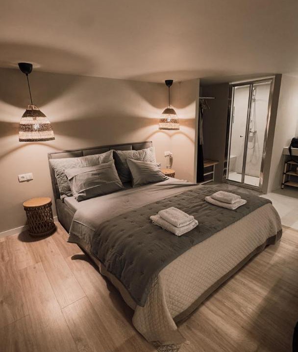 Photo of Bedroom in Neoi Epivates