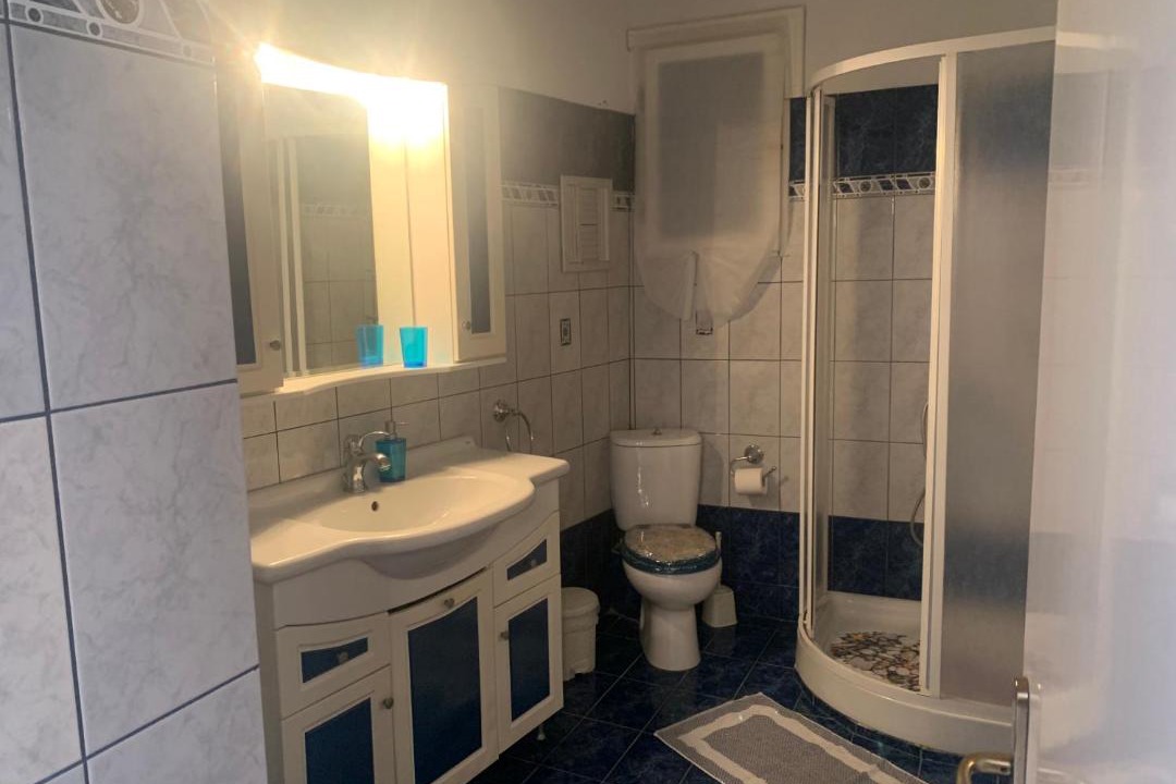 Photo of Bathroom in Koinira