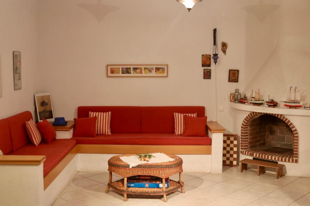 Photo of Others in Metamorfosi