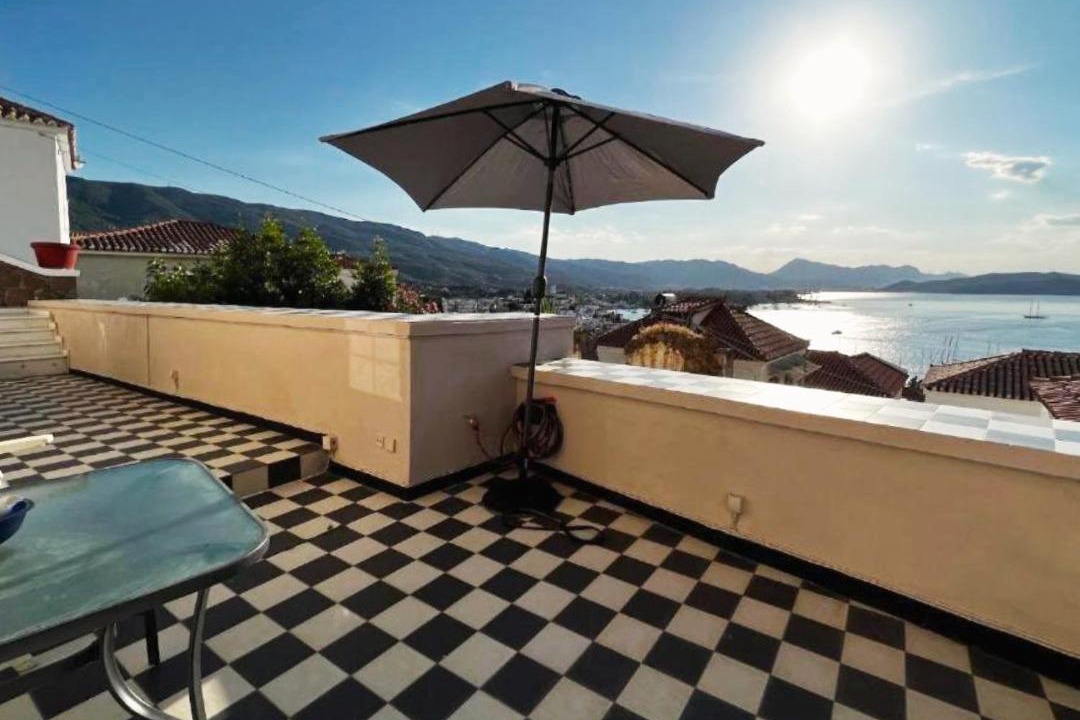Photo of Patio Balcony in Poros