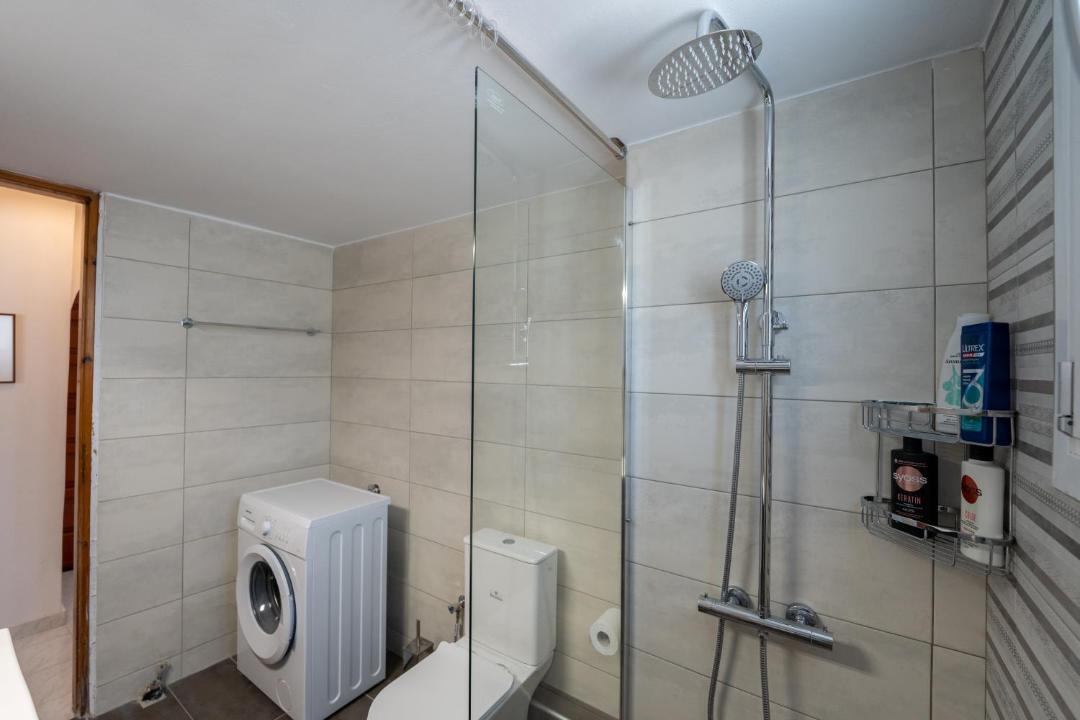 Photo of Bathroom in Kontos