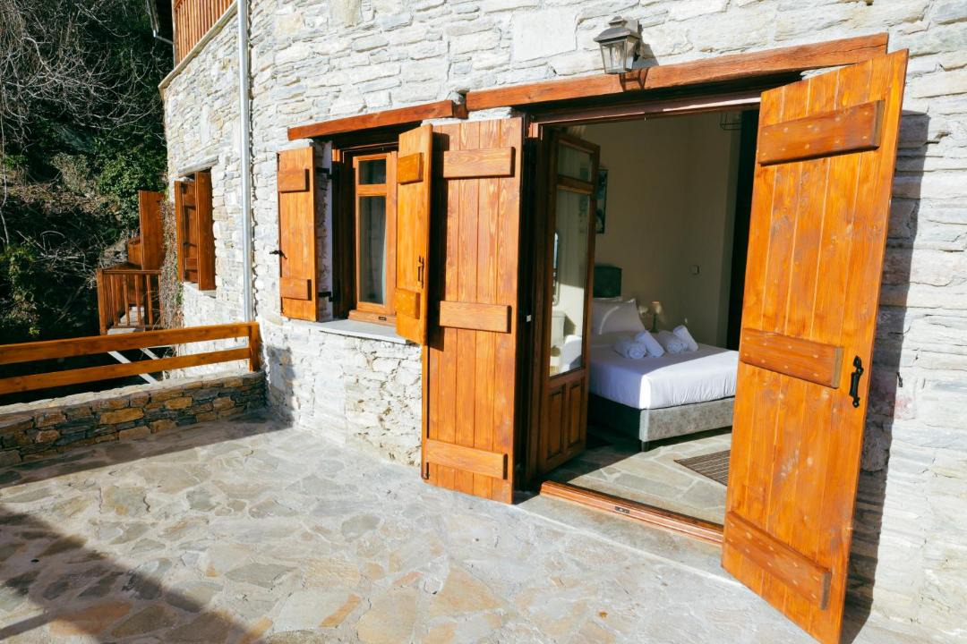 Photo of Others in Portaria