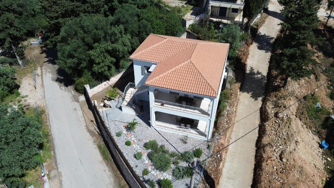 Photo of Others in Mikros Gialos