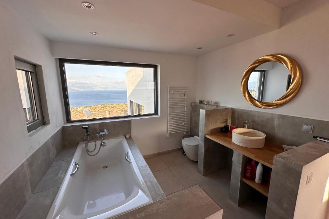 Photo of Bathroom in Perdhika