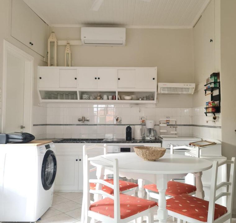 Photo of Kitchen in Anatolikos Sinikismos