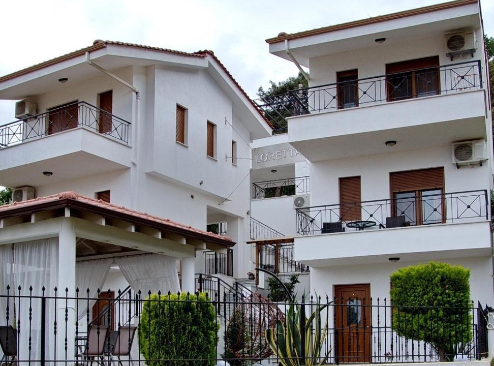 Photo of Others in Chrisi Ammoudia