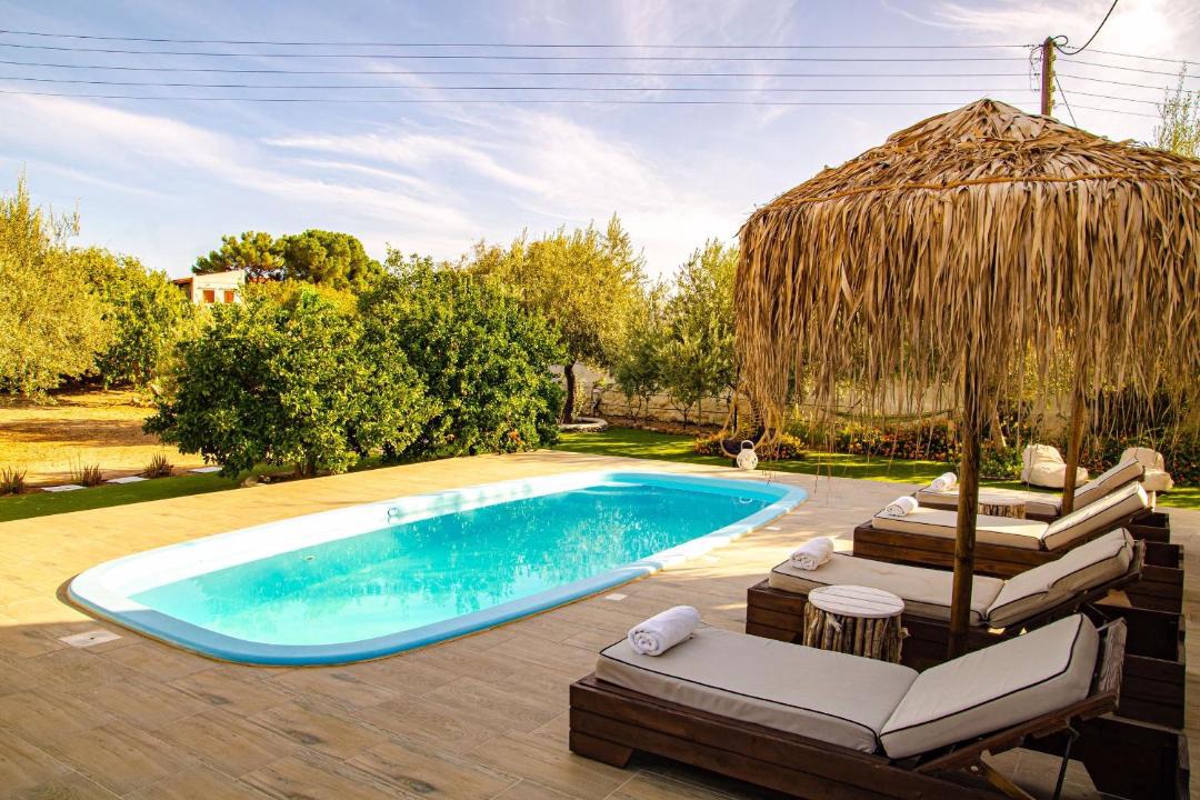 Photo of Others in Pefkos
