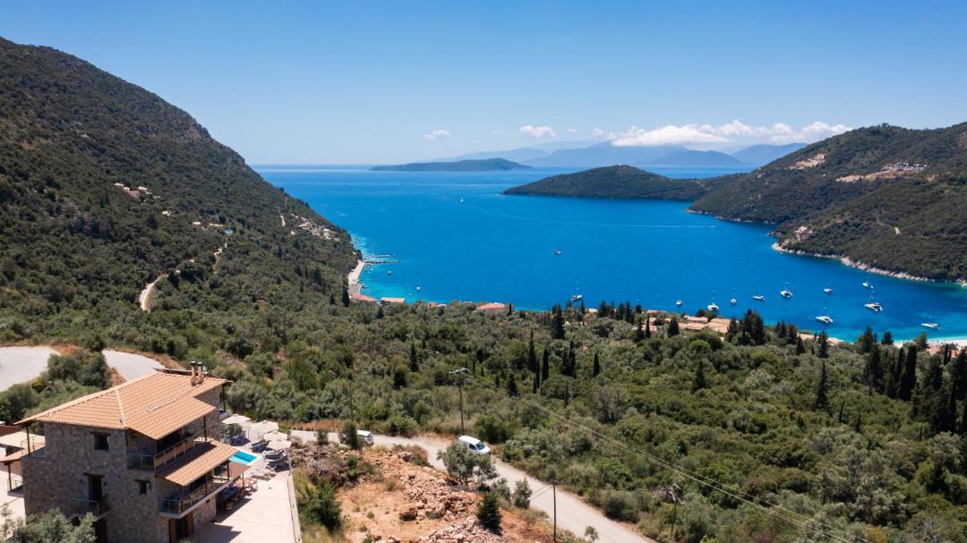 Photo of Others in Mikros Gialos