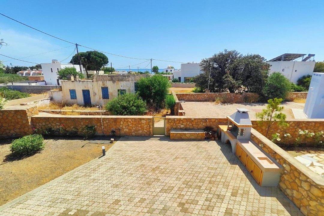 Photo of Others in Pefkos