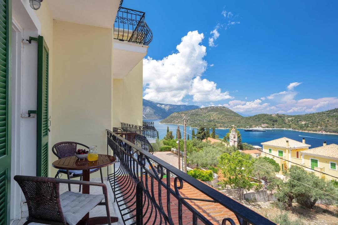 Photo of Patio Balcony in Vathy