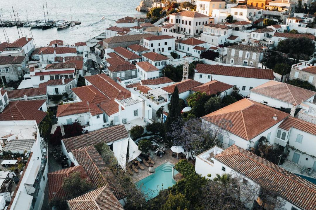 Photo of Others in Hydra