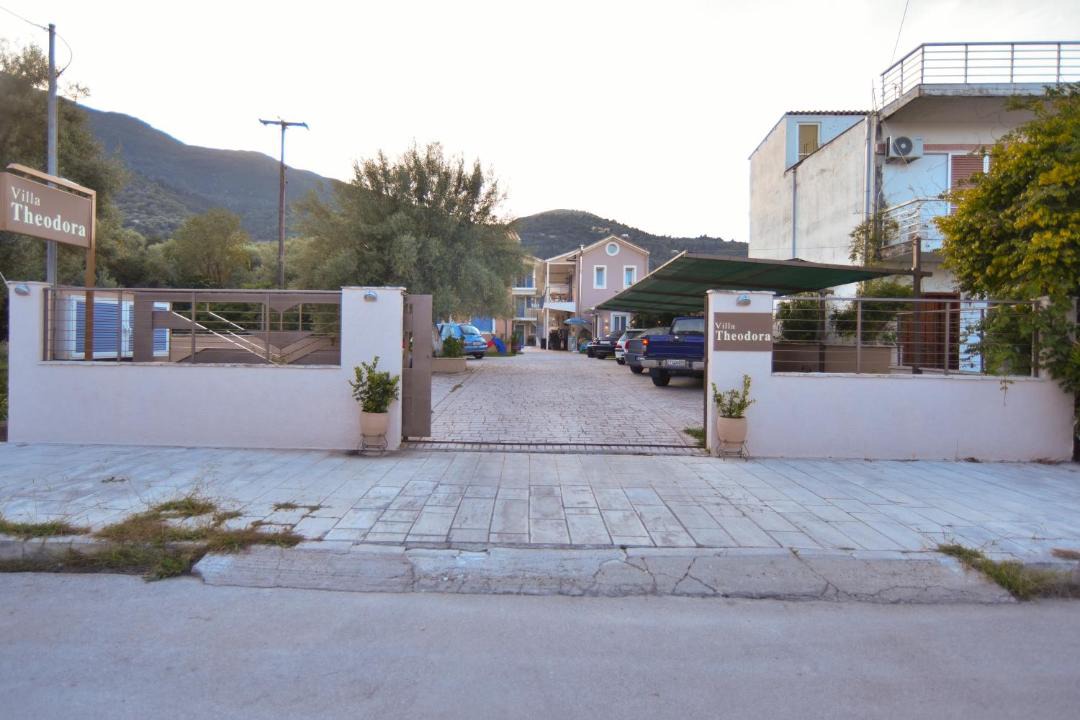 Photo of Others in Nikiana