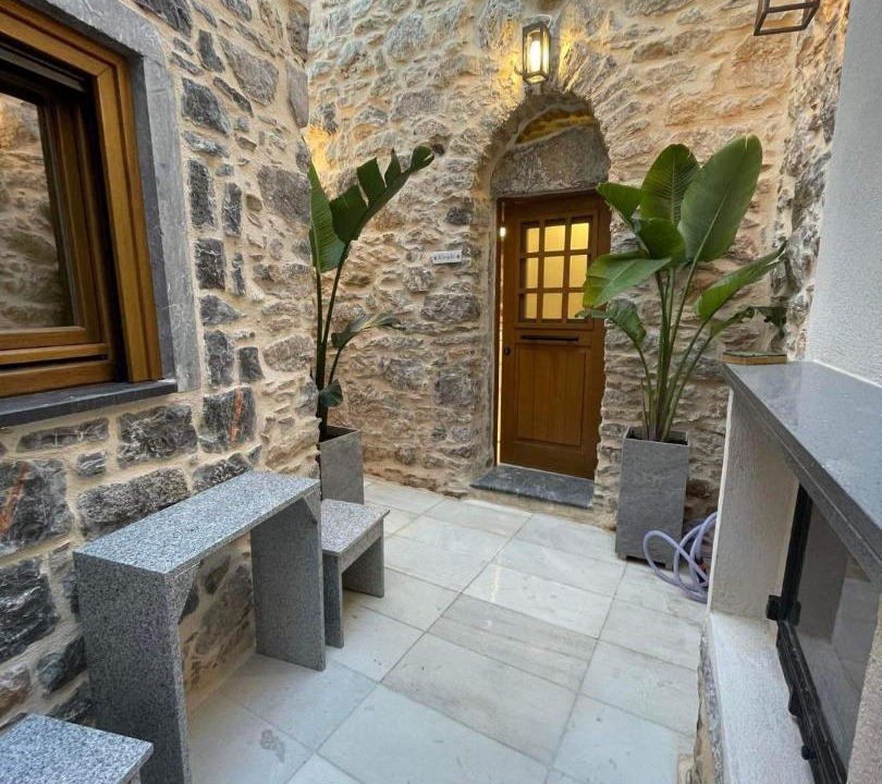 Photo of Patio Balcony in Mesta